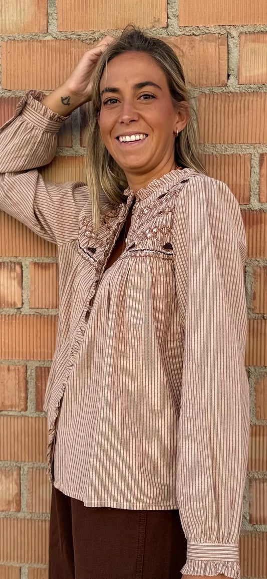 CAMISA BORDADA MARRÓN