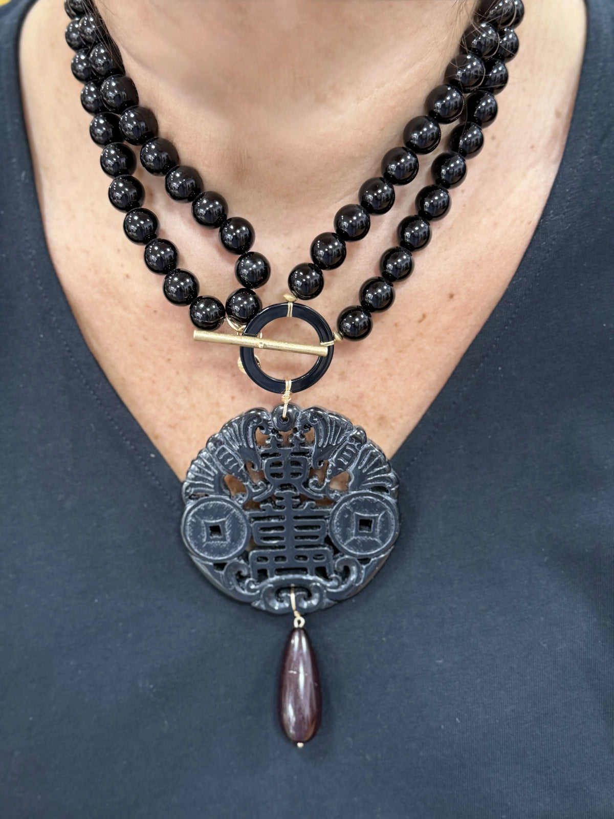 COLLAR ORIENTAL NEGRO DOBLE